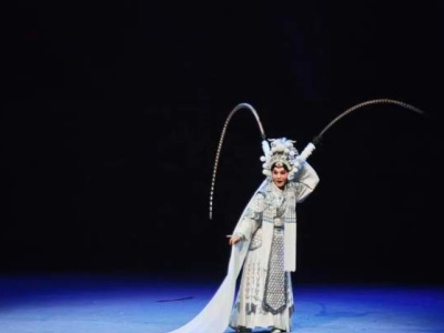 一份“宠客礼包”，邀你入戏“老家河南”